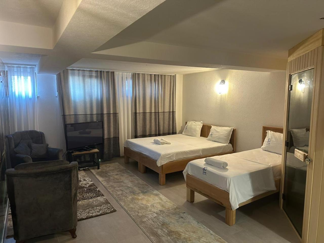 Hotel Inn Prizren Bagian luar foto