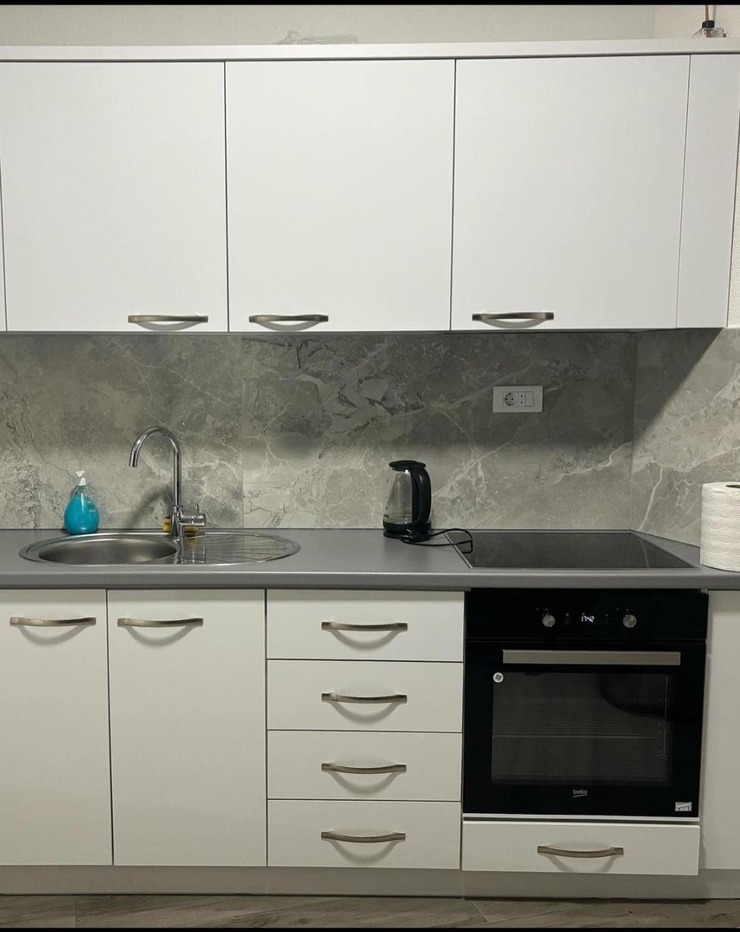 Hotel Inn Prizren Ruang foto